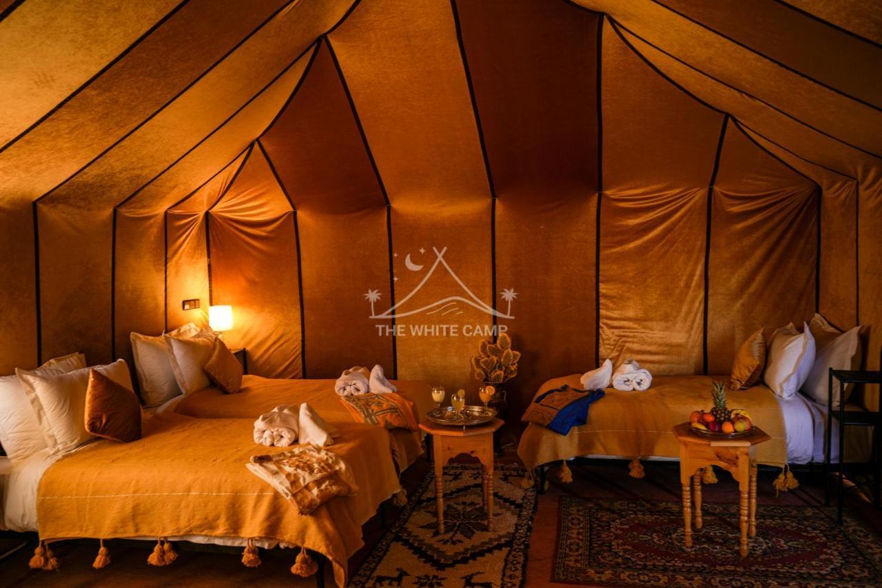 The White Camp - Your Merzouga Luxury Desert Camp & Erg Chebbi Dunes Camel Riding Exterior foto