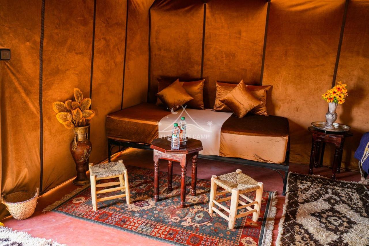 The White Camp - Your Merzouga Luxury Desert Camp & Erg Chebbi Dunes Camel Riding Exterior foto
