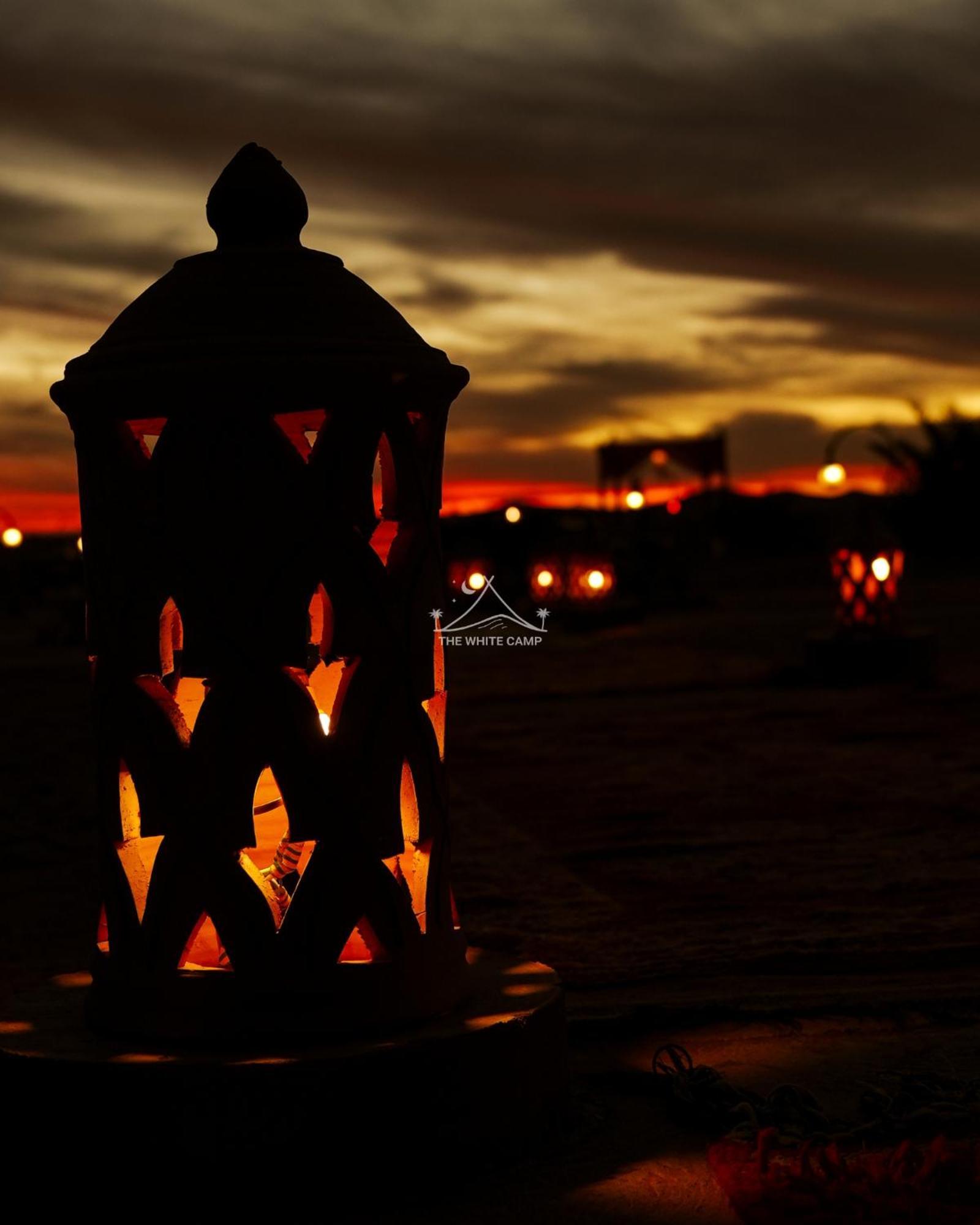 The White Camp - Your Merzouga Luxury Desert Camp & Erg Chebbi Dunes Camel Riding Exterior foto